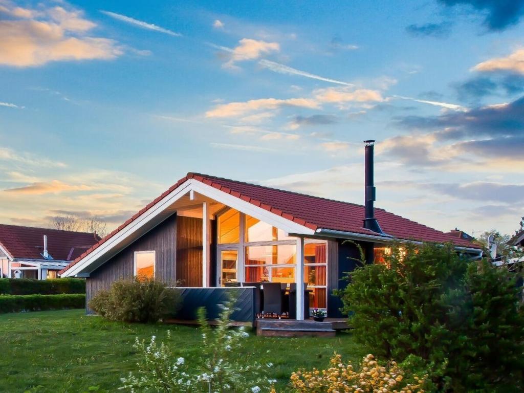 Two-Bedroom Holiday Home,1696894707:JPEG