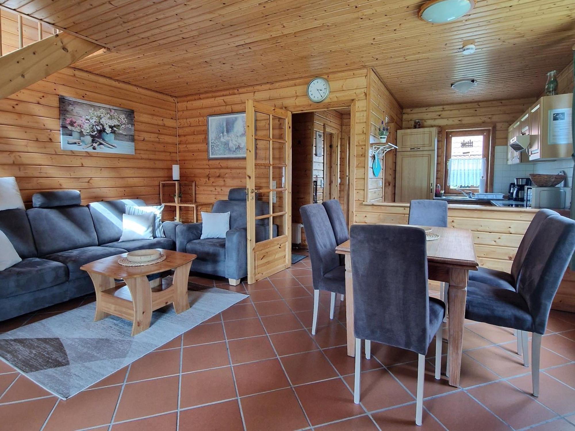 Two-Bedroom House,1698763291:JPEG