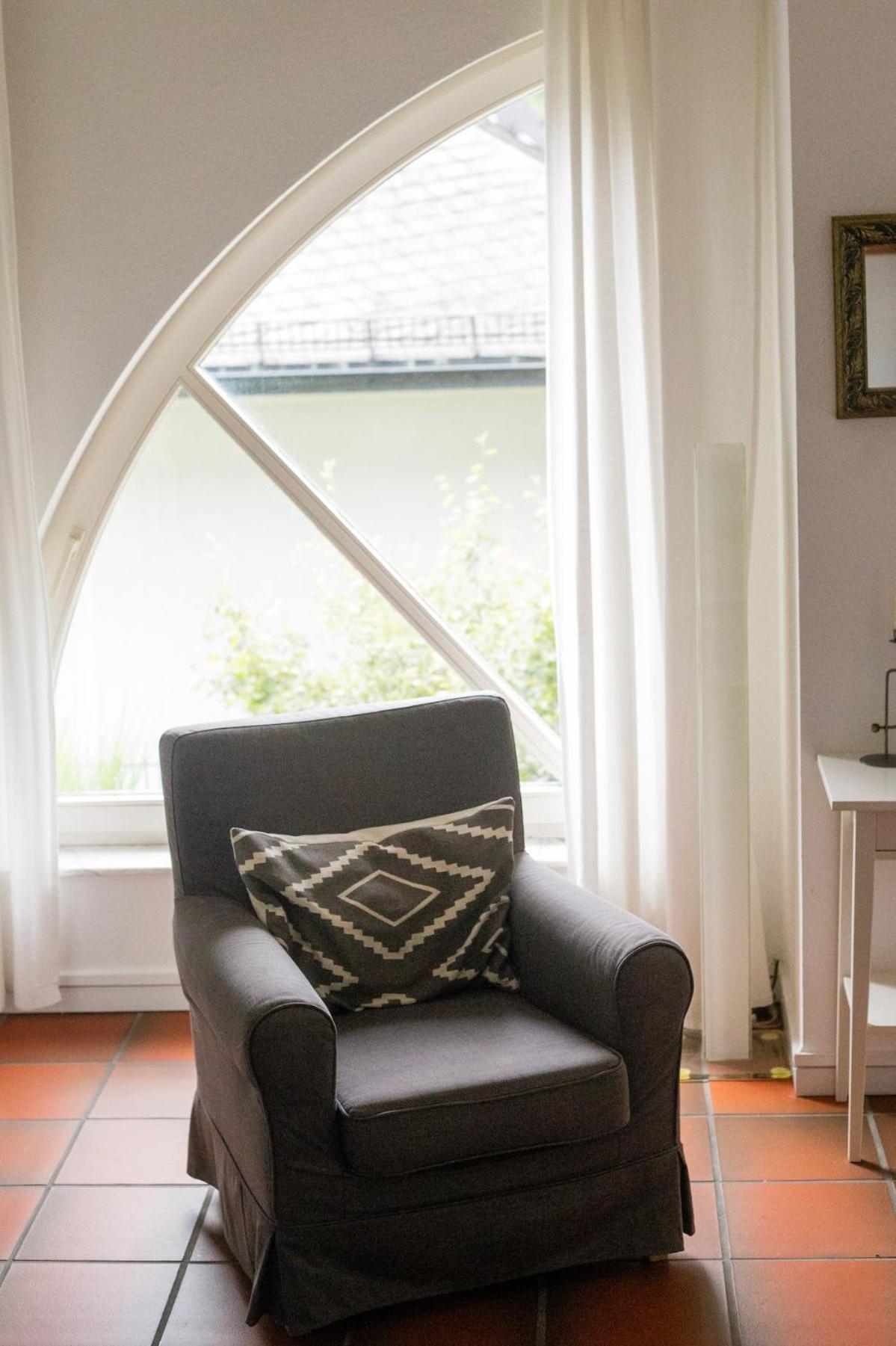 One-Bedroom House,1700633204:JPEG