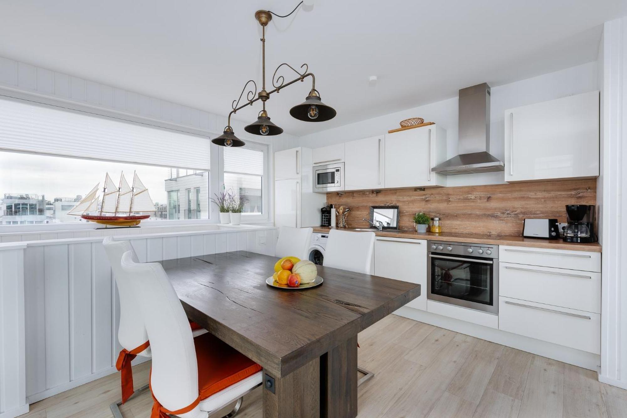 Holiday Home,1705085398:JPEG