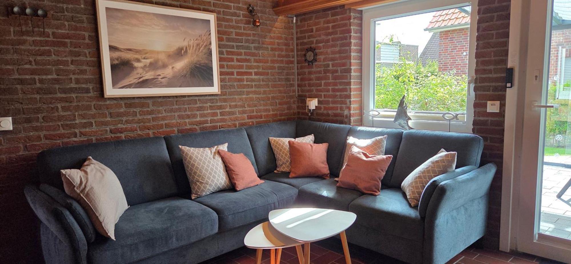 Three-Bedroom House,1705221846:JPEG