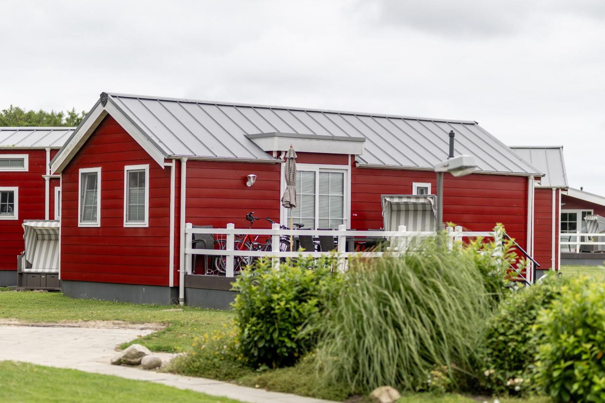Holiday Home,1589224721:JPEG