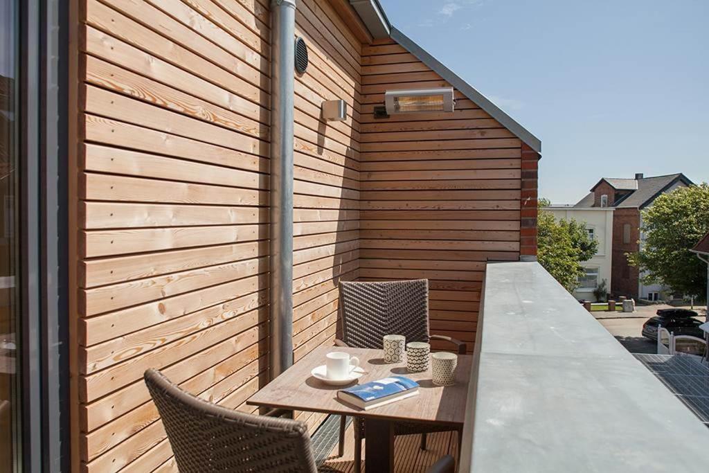 Apartment mit Balkon