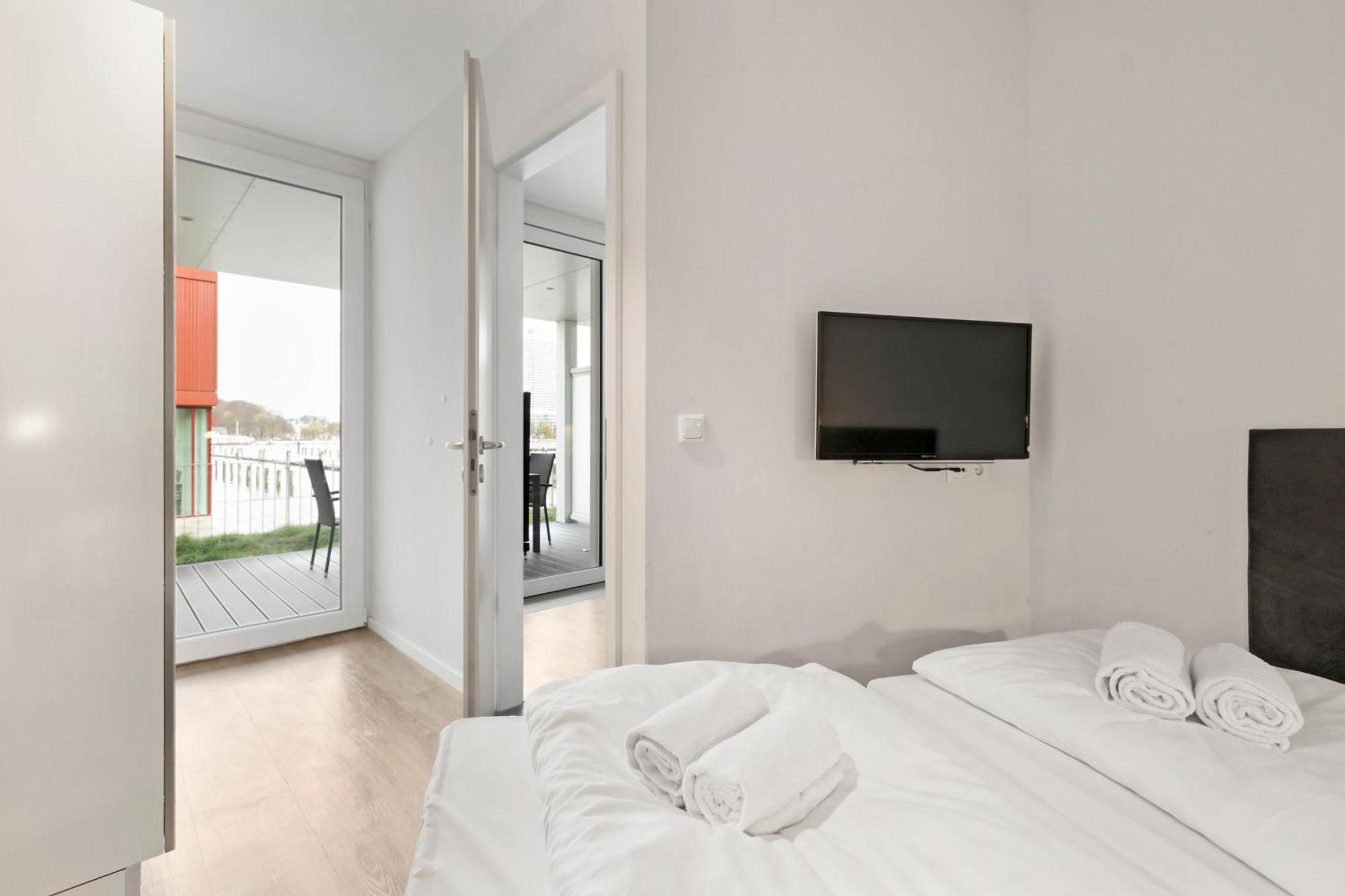 Luxury One-Bedroom Apartment (4 Adults)