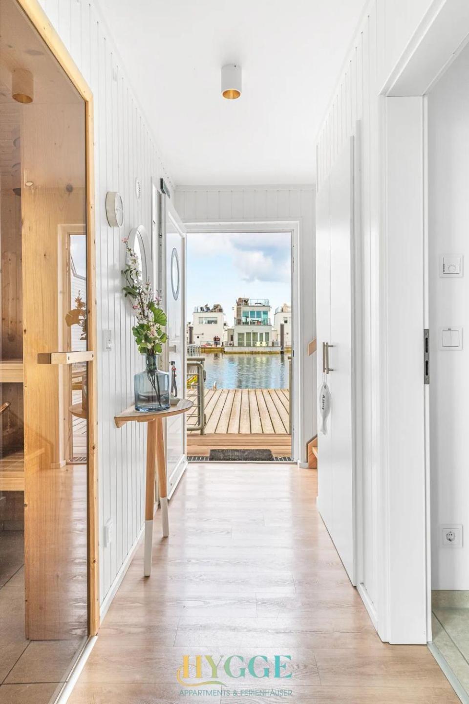 Two-Bedroom House,1743607163:JPEG