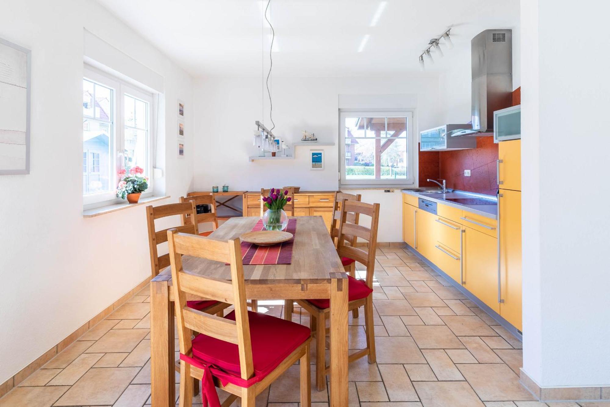 Holiday Home,1743763145:JPEG