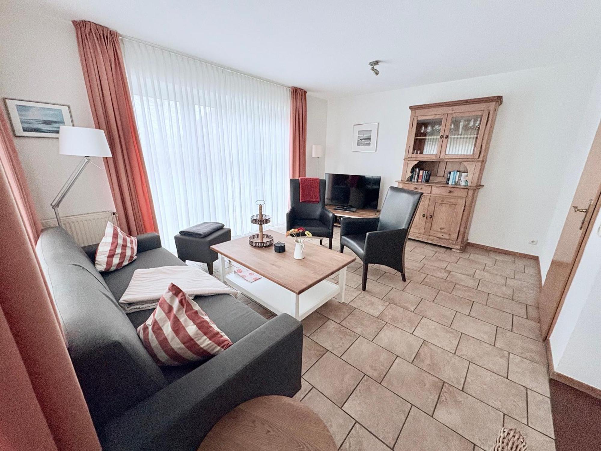 Two-Bedroom House,1743774475:JPEG