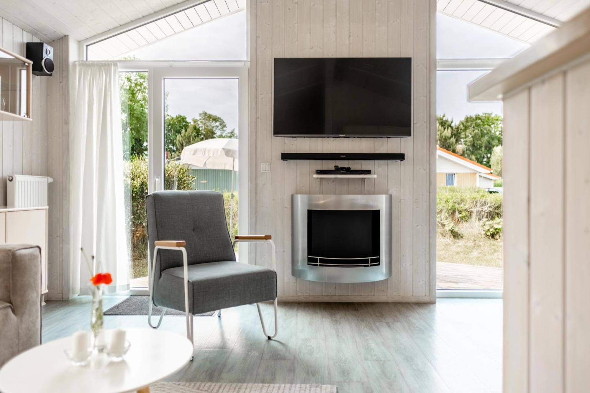 Two-Bedroom Bungalow,1747019327:JPEG