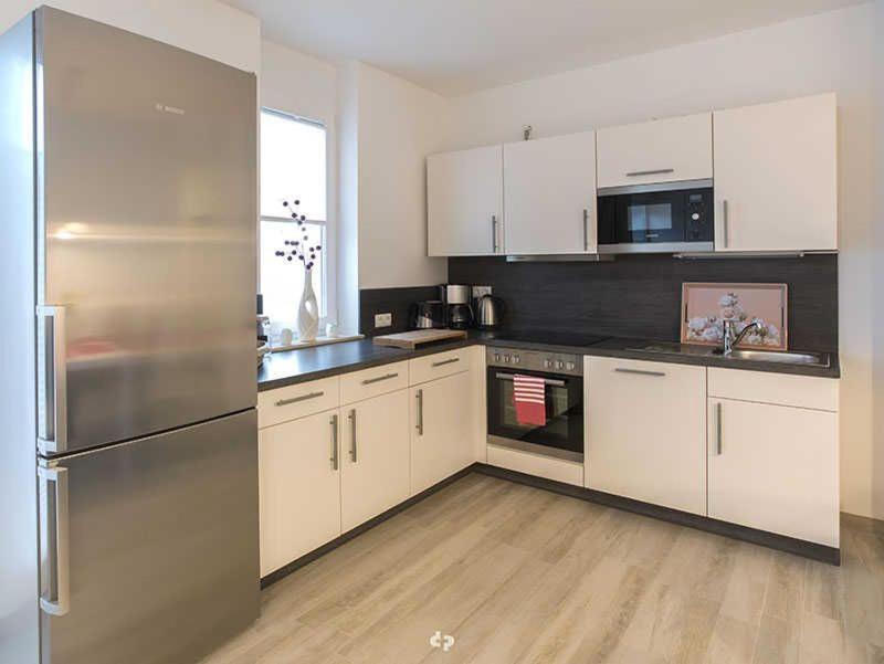 One-Bedroom Apartment Balcony,1756678534:JPEG