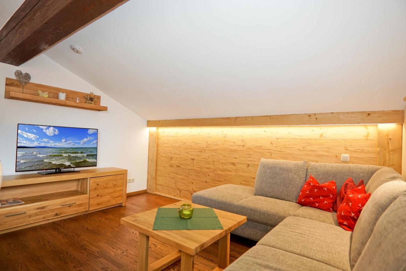 Two-Bedroom Apartment,1765712171:JPEG
