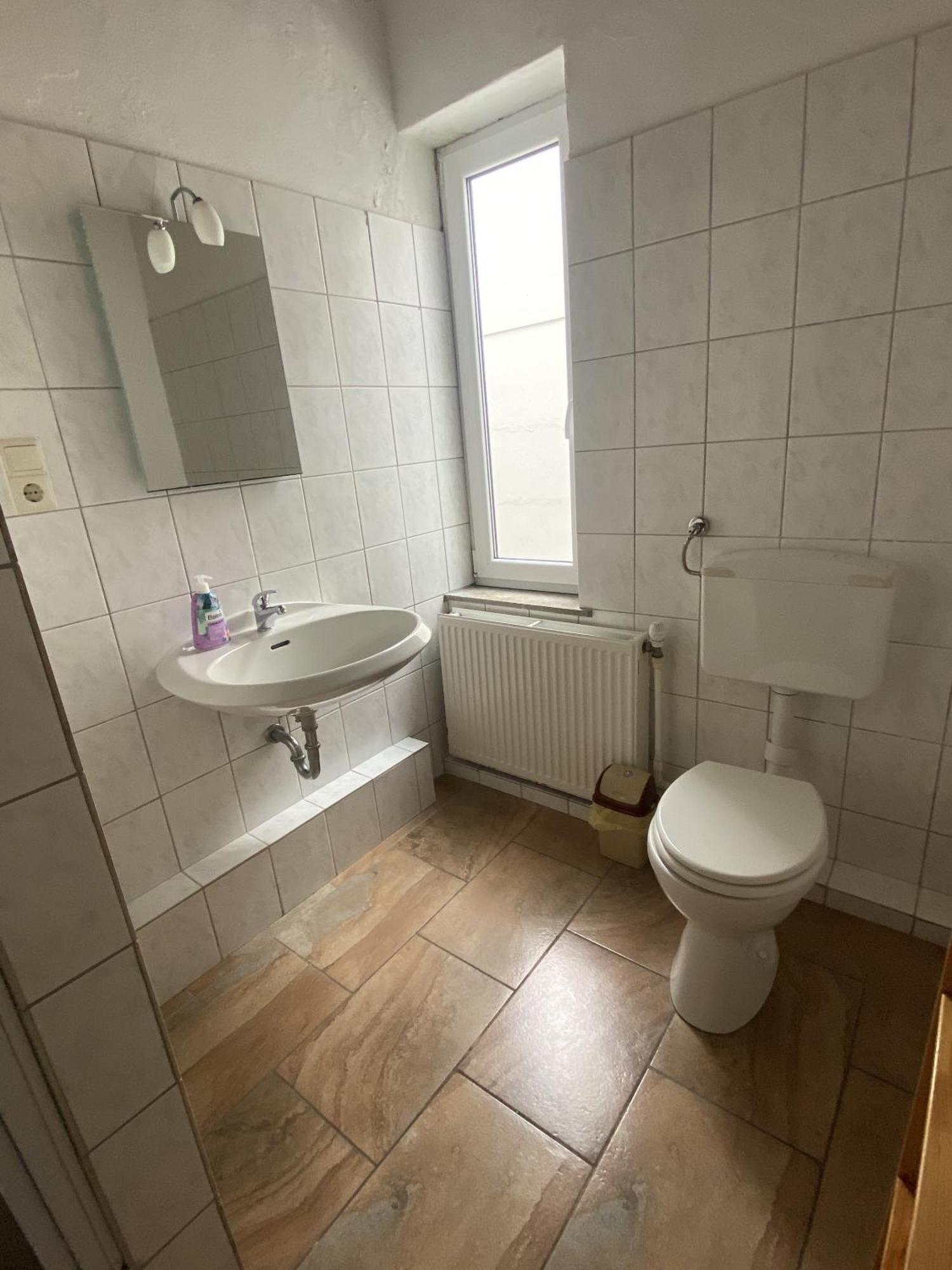 Economy Triple Room,1766045154:JPEG