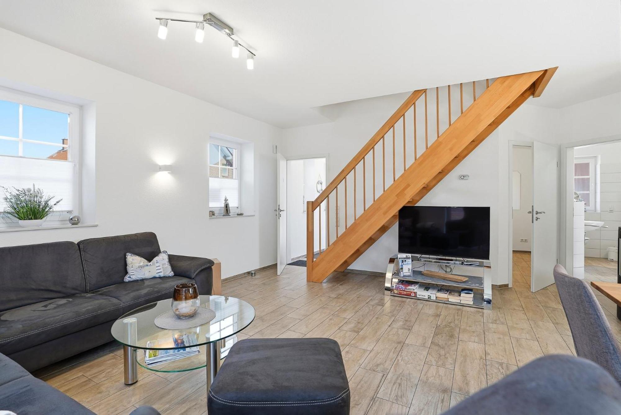 Holiday Home,1766500181:JPEG