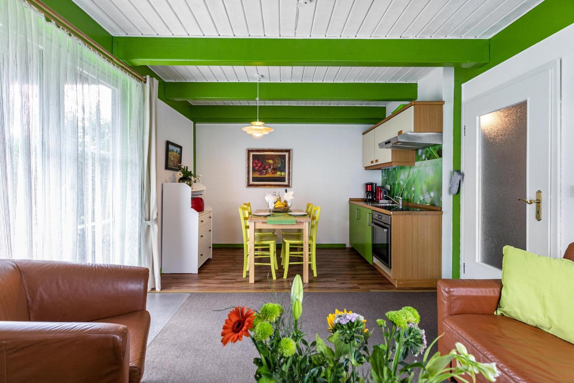 One-Bedroom Apartment Garden View,1767354275:JPEG