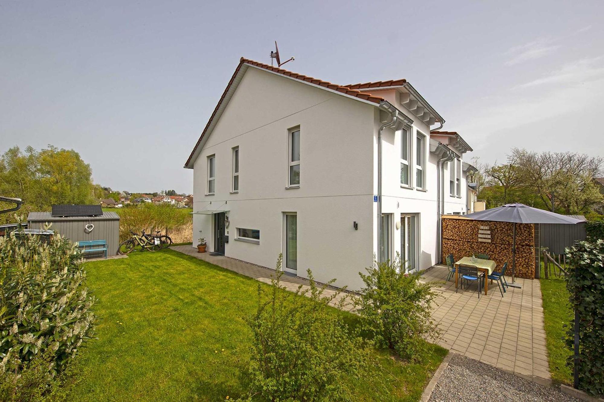 Three-Bedroom House,1768528155:JPEG
