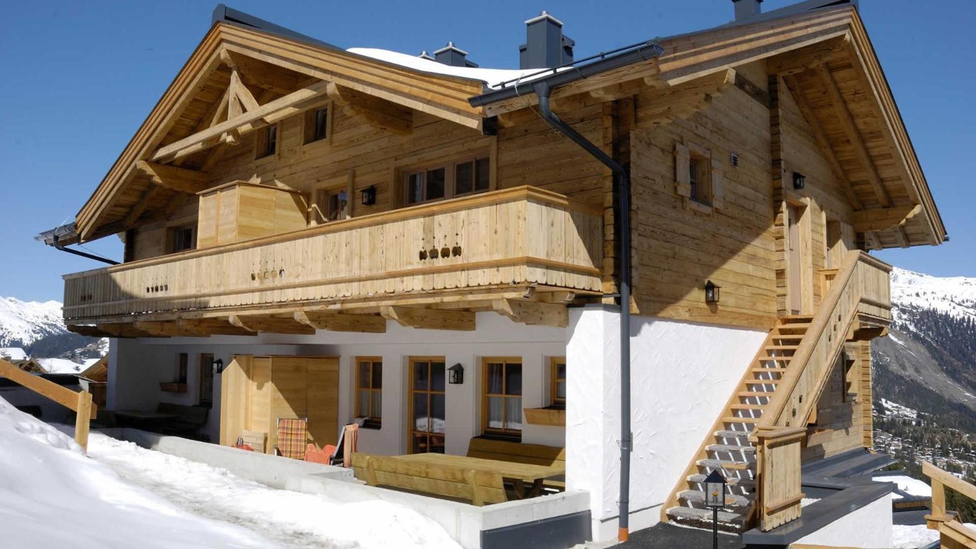 Three-Bedroom House,1768589487:JPEG