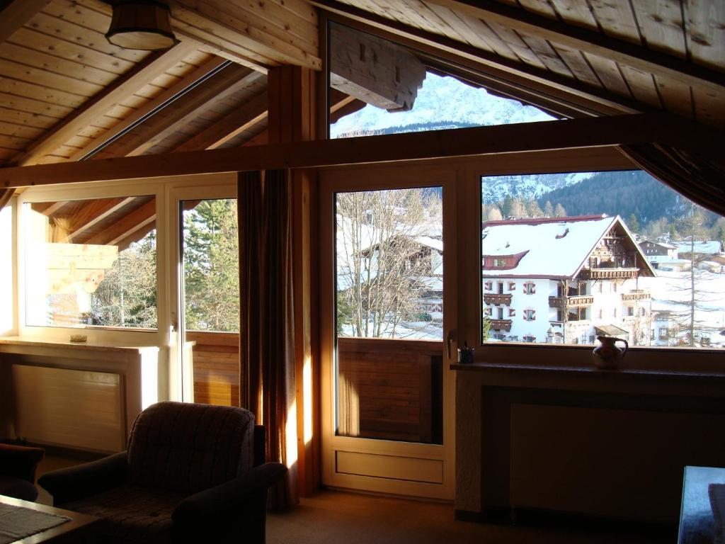 One-bedroom Loft Apartment,44561311:JPEG