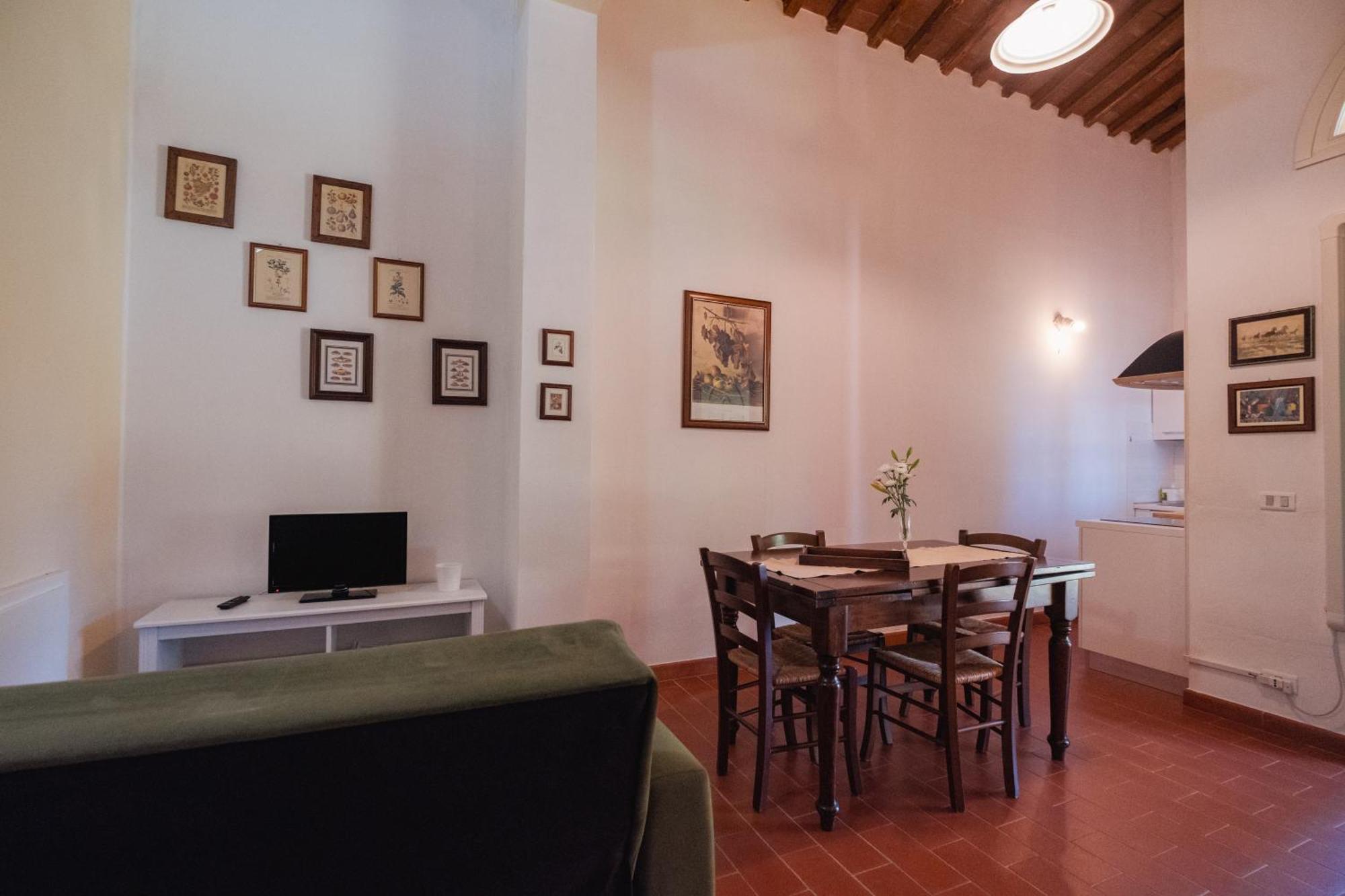 Apartment mit 2 Schlafzimmern und Gartenblick