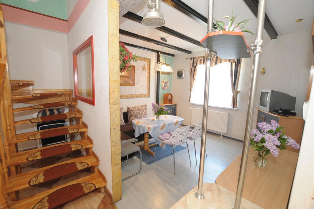 Two-Bedroom House,197091532:JPEG