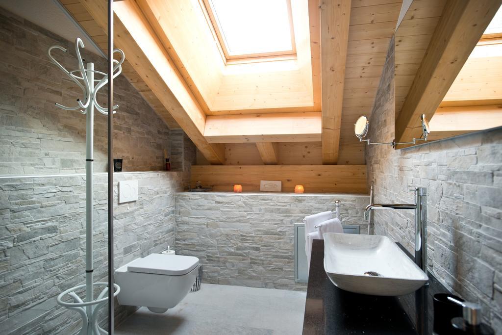 Six-Bedroom Chalet,215534351:JPEG