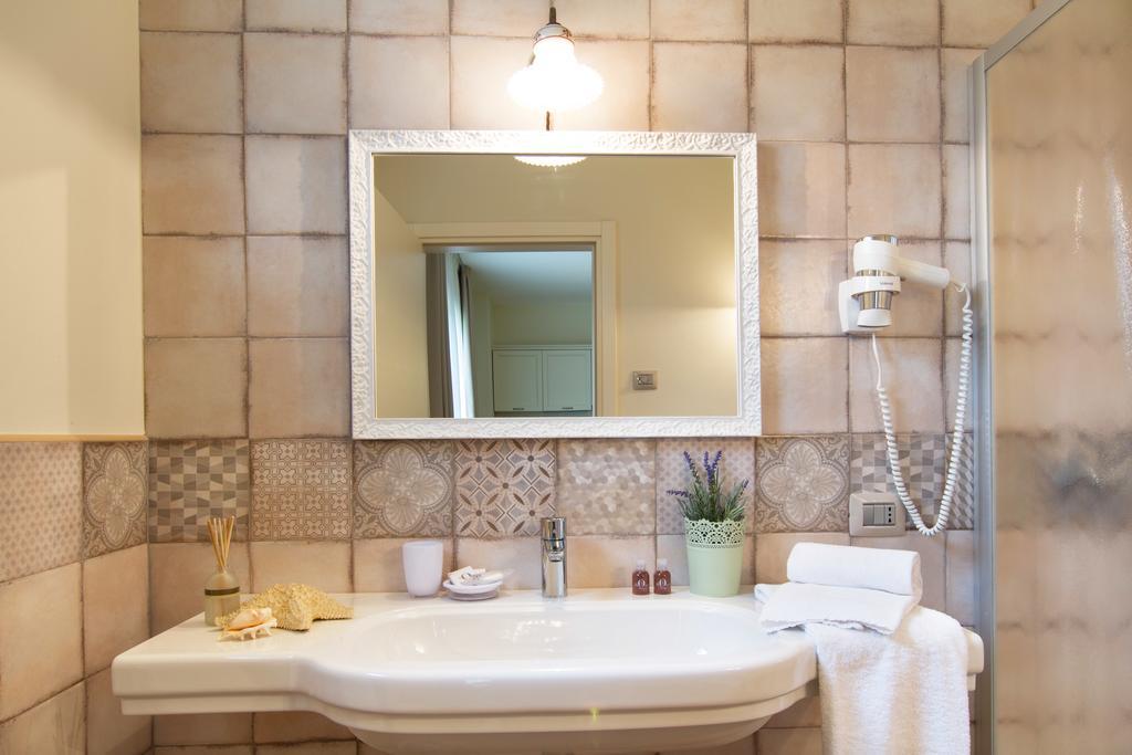 Doppelzimmer mit Poolblick
