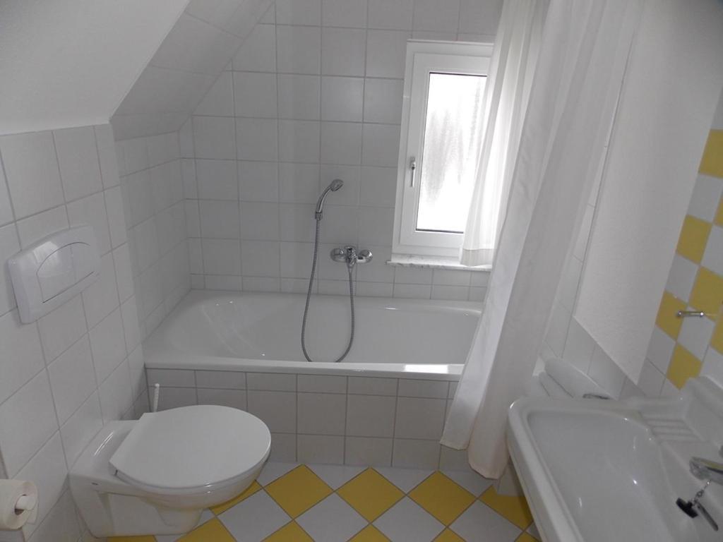 Studio Apartment,27497843:JPEG