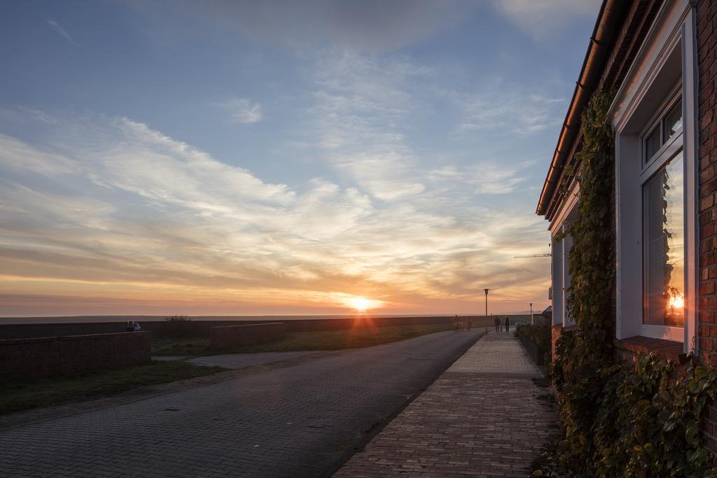 Holiday Home,313141473:JPEG