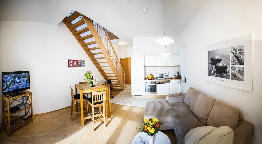 Maisonette mit Balkon - Kirchenplatz 7a