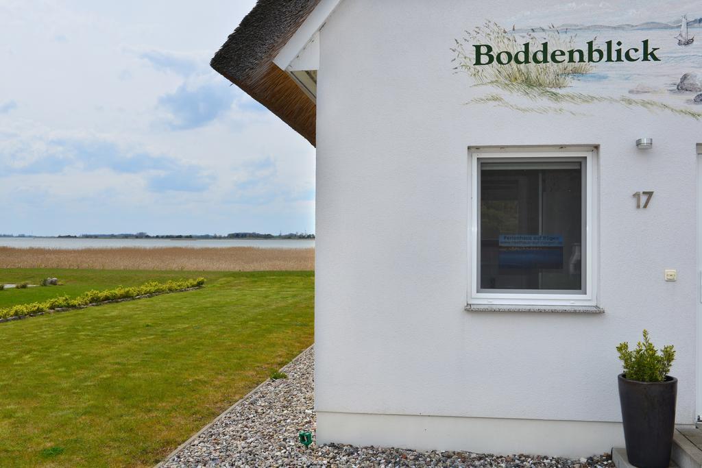 Three-Bedroom House,324711679:JPEG