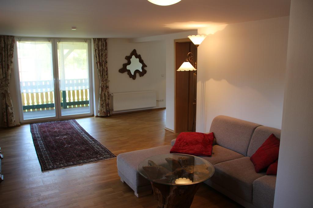 One-Bedroom Apartment,27839081:JPEG