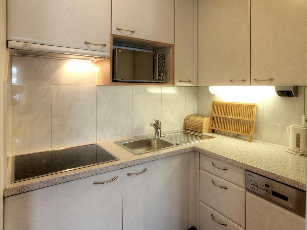 Apartment (2-4 Adults),373925842:JPEG