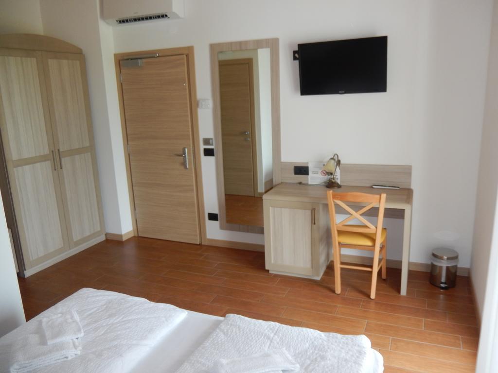 Twin/Double Room,382453315:JPEG