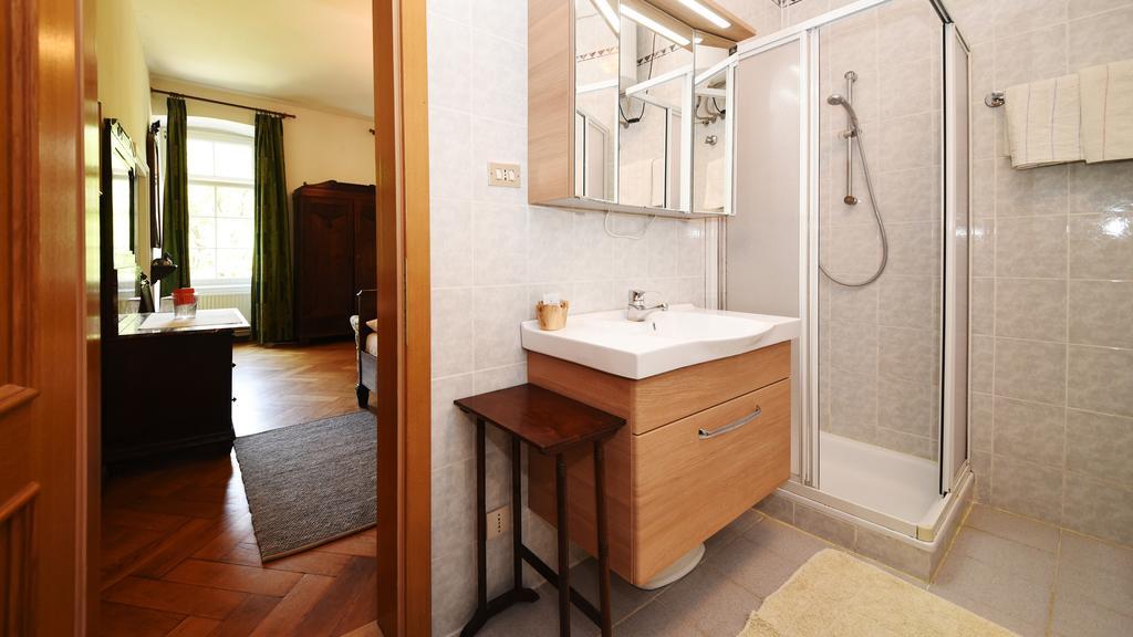 One-Bedroom Apartment,411067530:JPEG