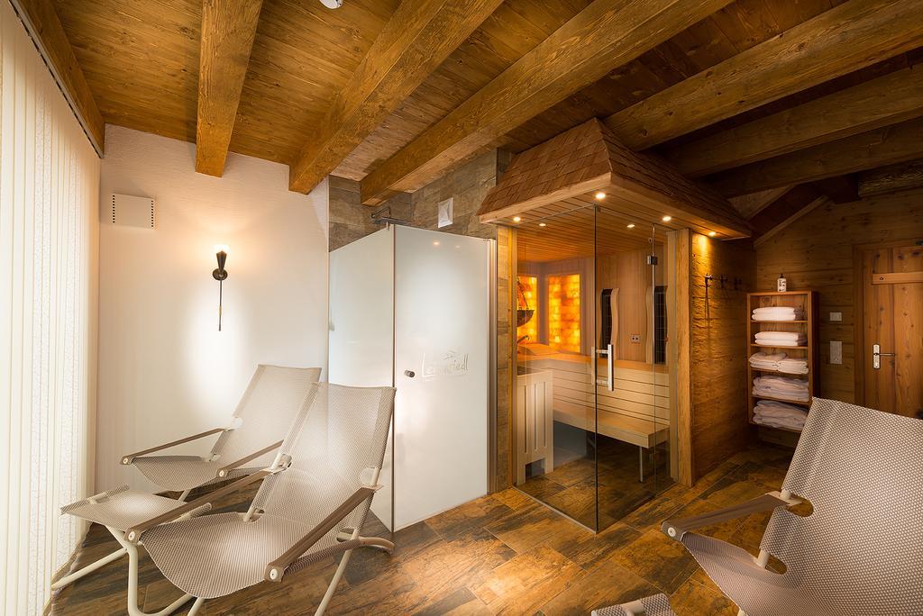 Three-Bedroom Chalet,420469425:JPEG