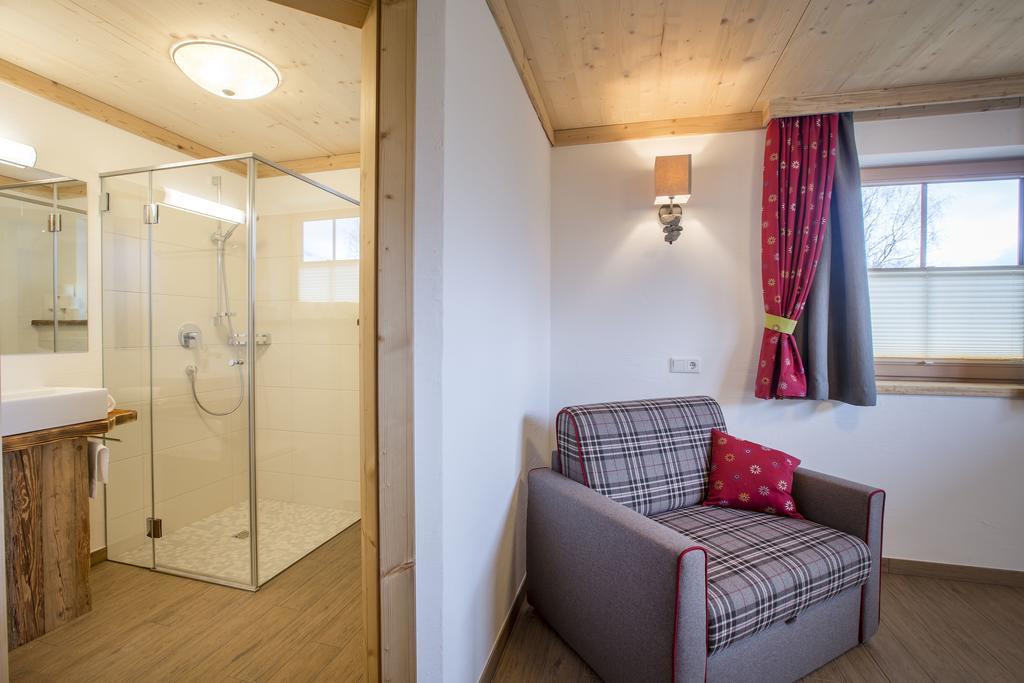 One-Bedroom House,443841252:JPEG