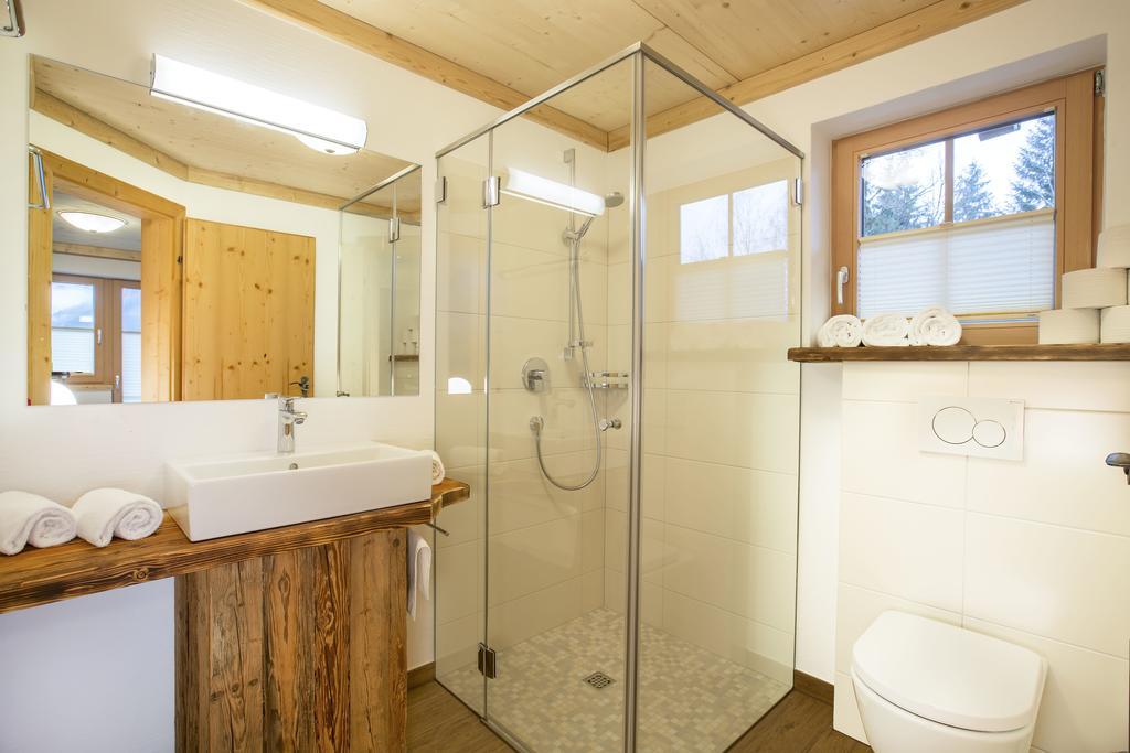 Holiday Home,1540514134:JPEG