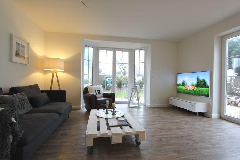 Holiday Home,498087642:JPEG
