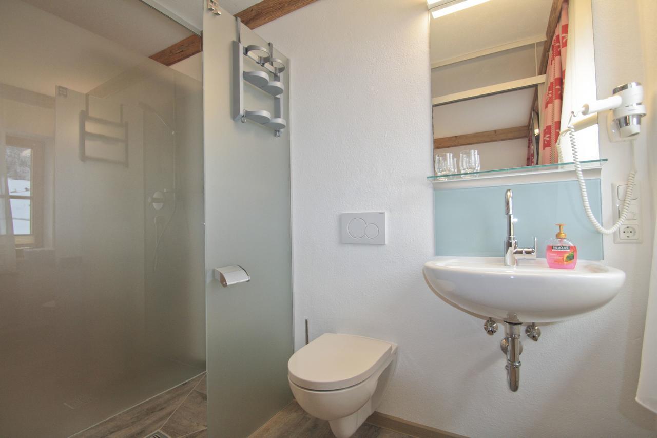 Double Room,1646361035:JPEG