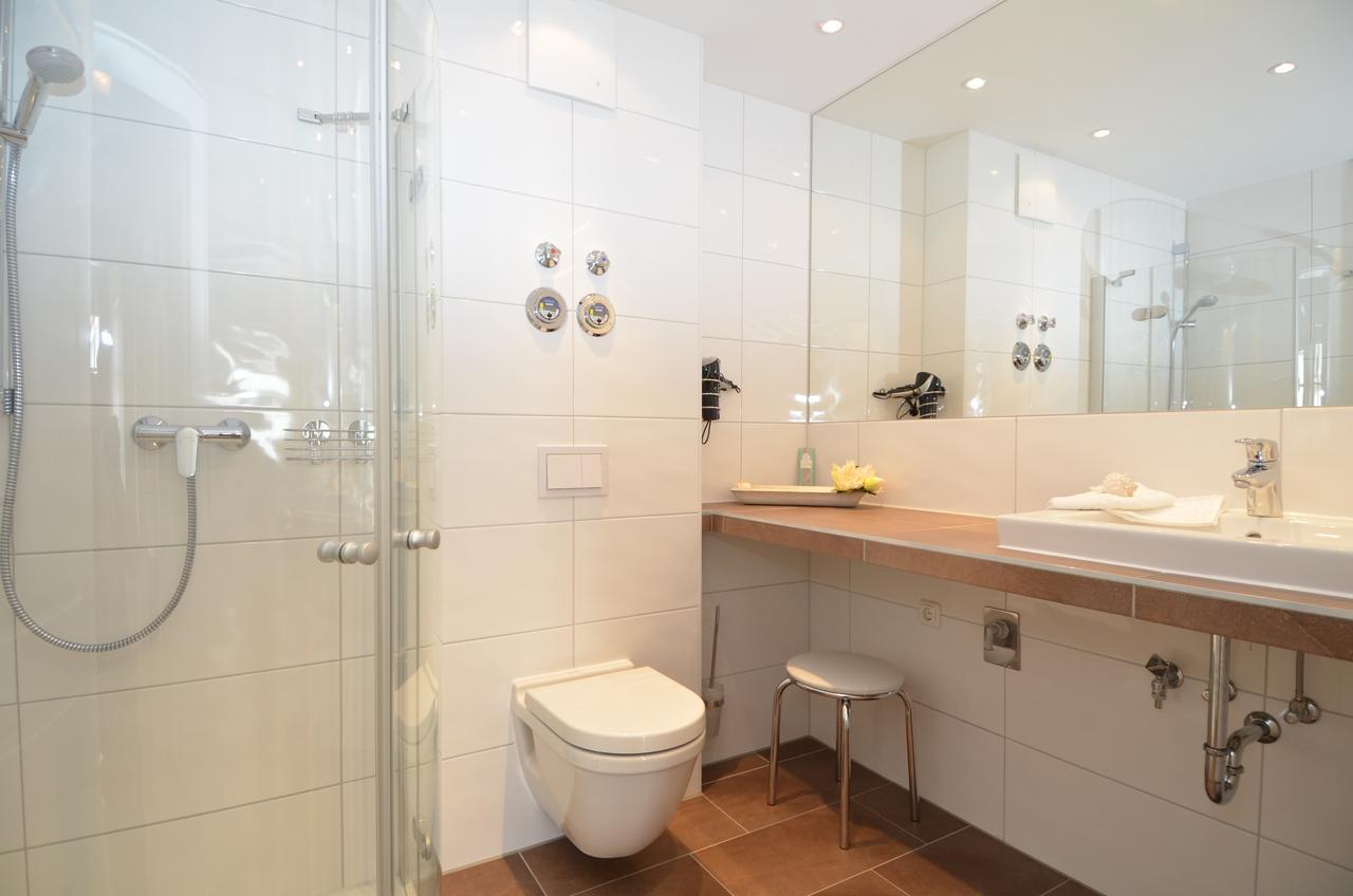 Apartment with Balcony,1317202474:JPEG