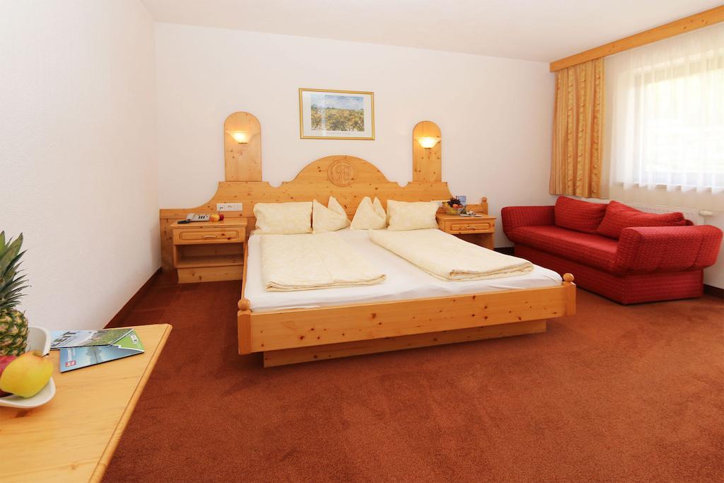 Double Room,68493380:JPEG