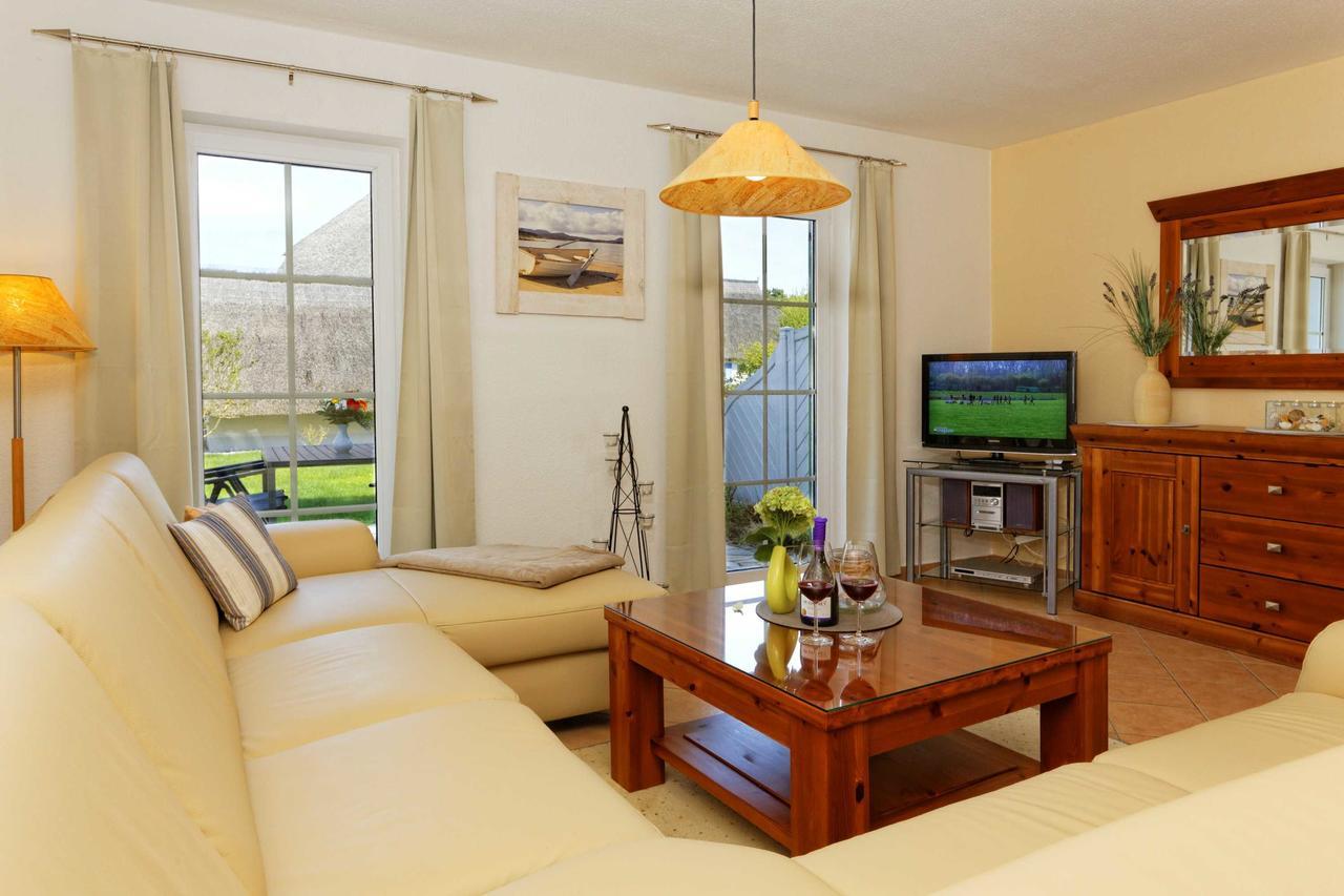 Two-Bedroom House,702158518:JPEG