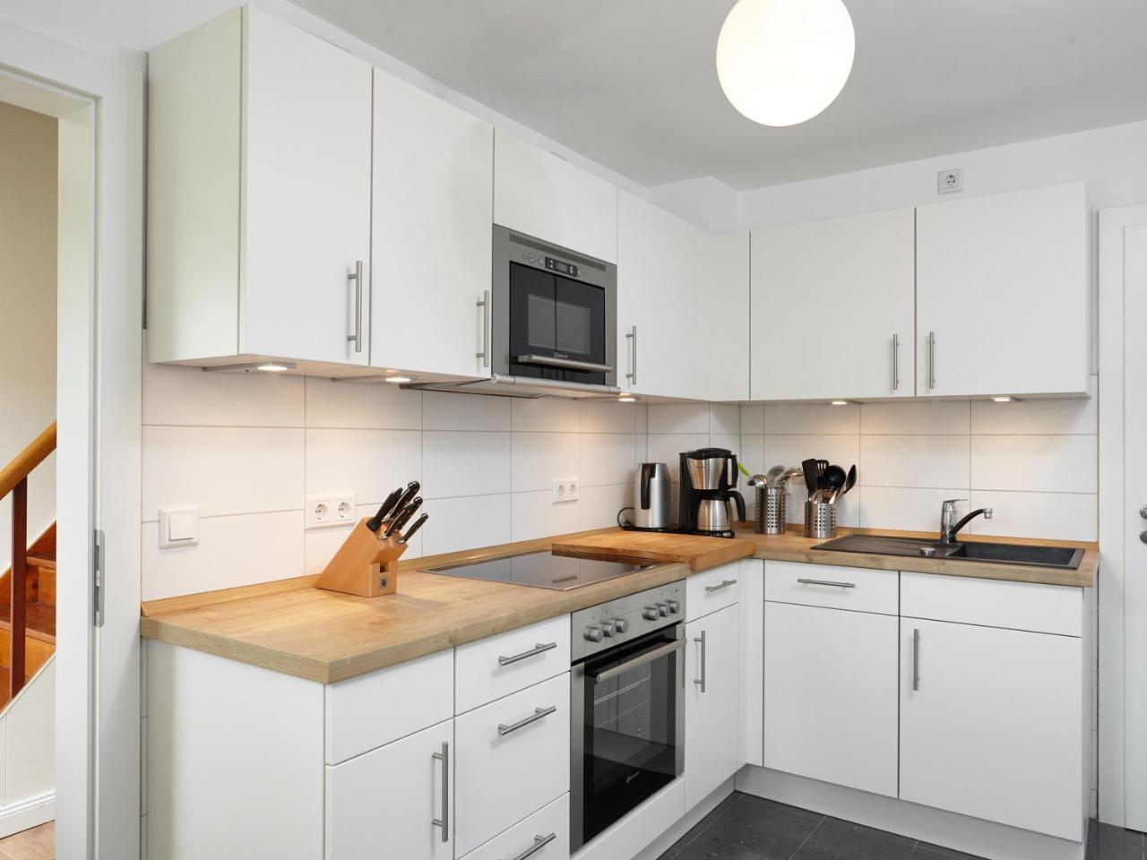 Three-Bedroom Holiday Home,798922956:JPEG