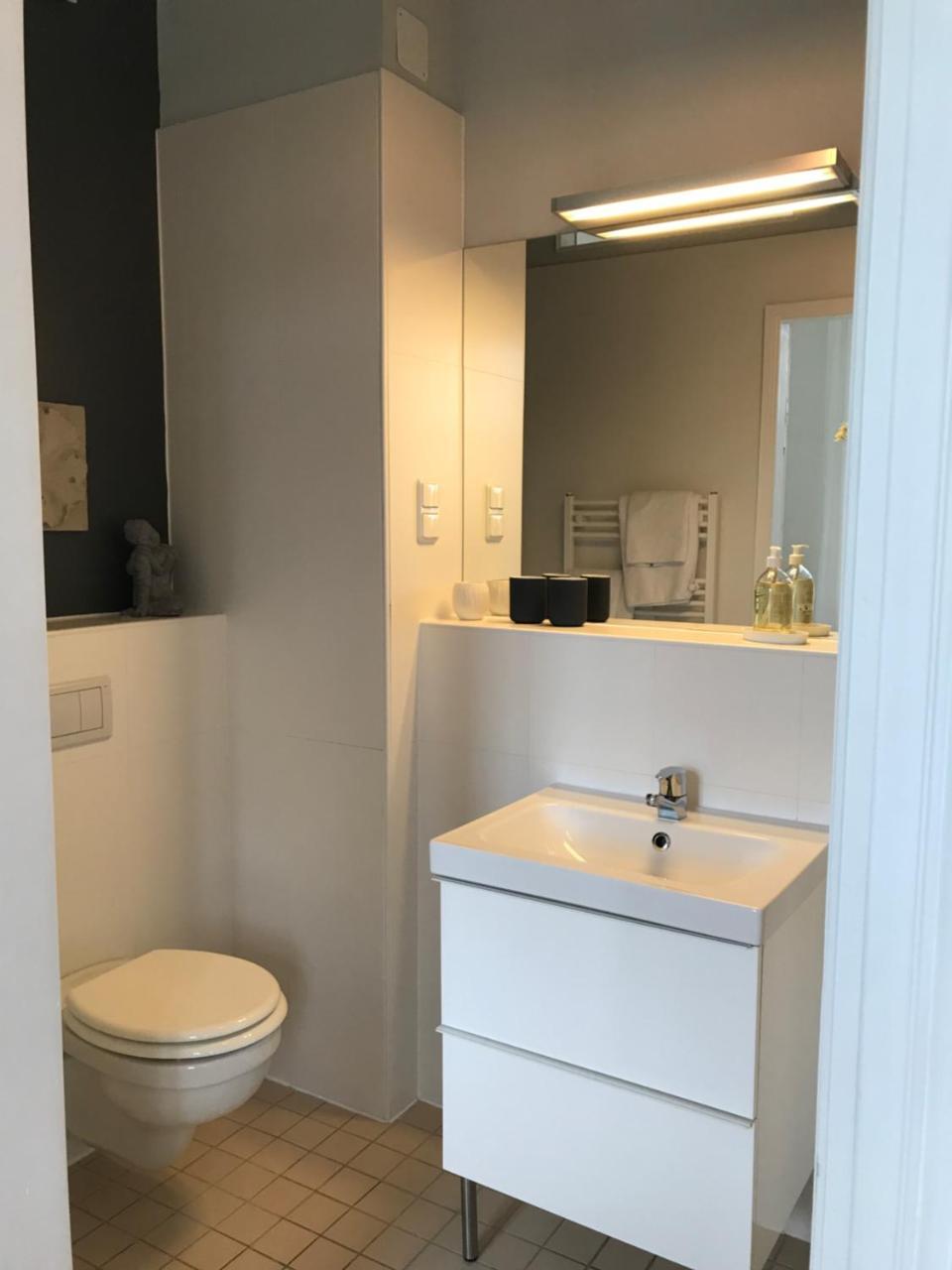 Apartment,759097429:JPEG