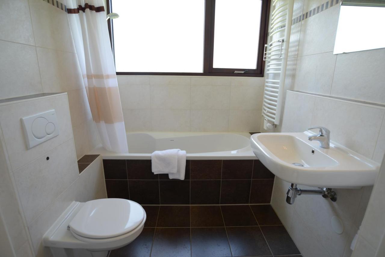 Three-Bedroom Chalet,759239369:JPEG