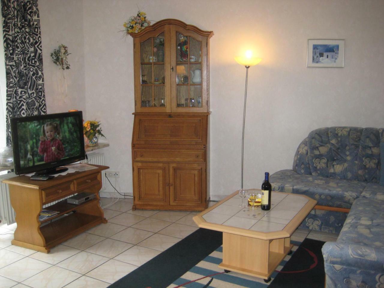 One-Bedroom Apartment Terrace 03,777307504:JPEG