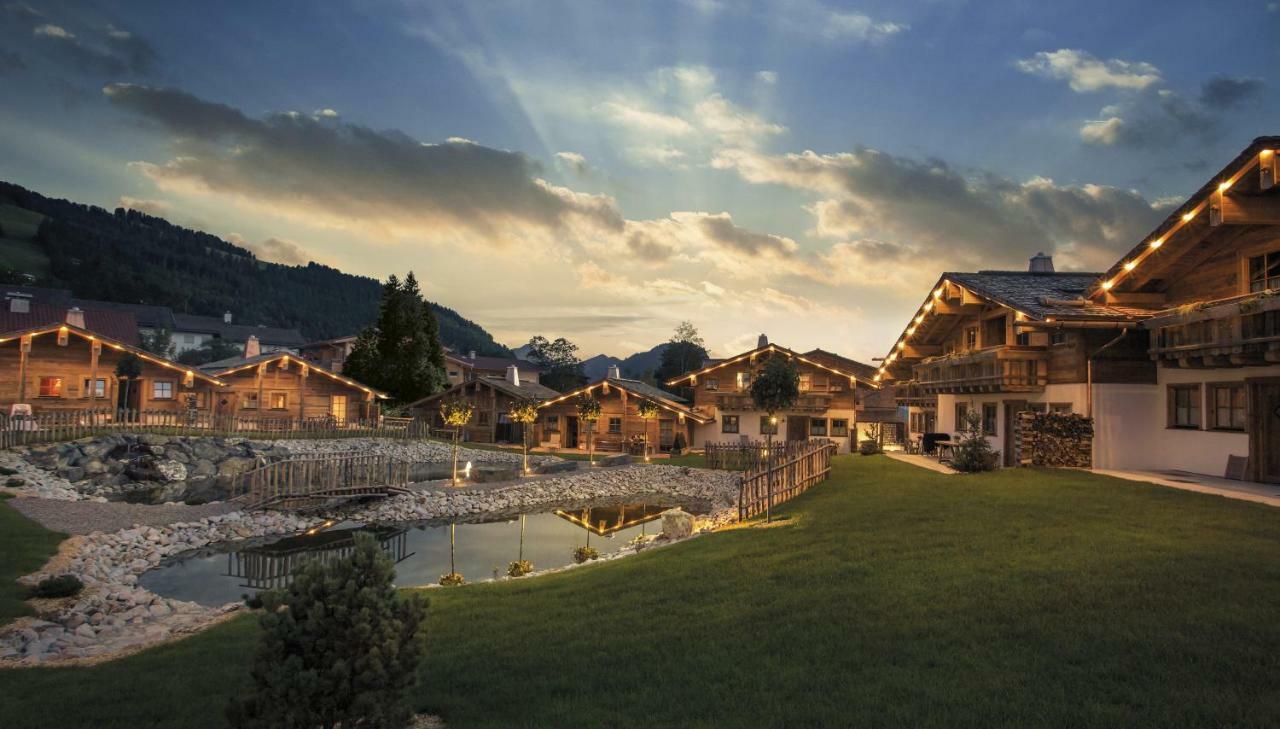 Luxury Spa Chalet 2,783743262:JPEG
