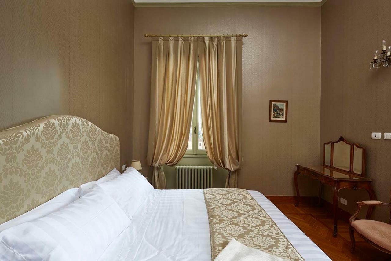 King Suite with Pool View,798362631:JPEG