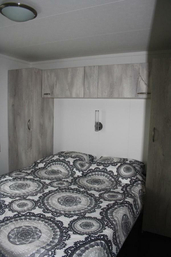 Three-Bedroom Chalet,851226902:JPEG