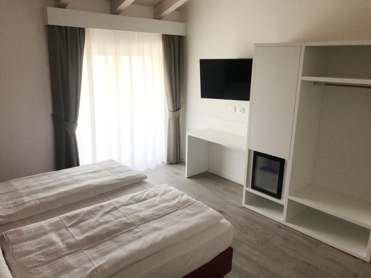 Standard Double or Twin Room Balcony,1187774989:JPEG