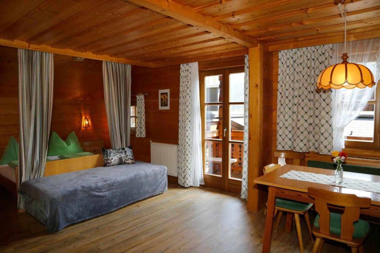 Two-Bedroom Apartment,853577153:JPEG