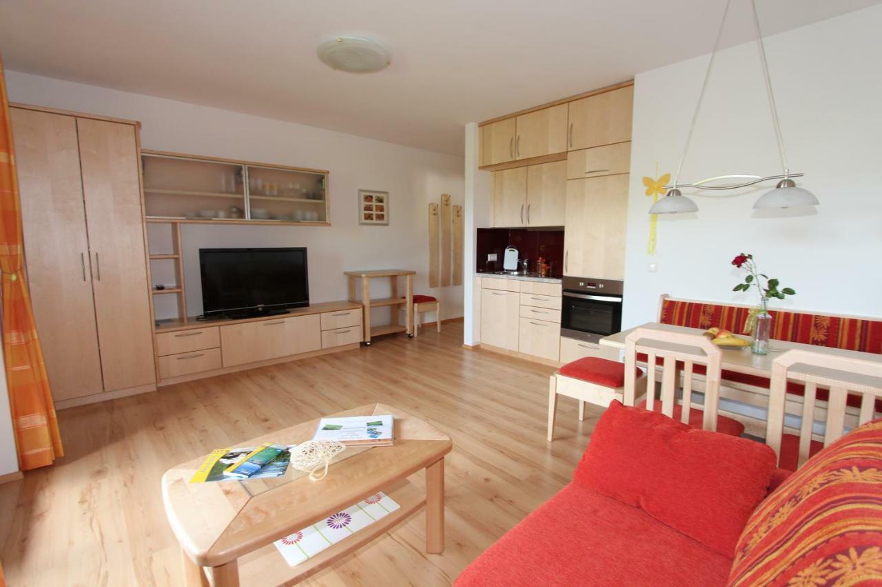 Apartment mit Balkon